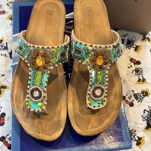 Sequined cork white mountain sandals size 9